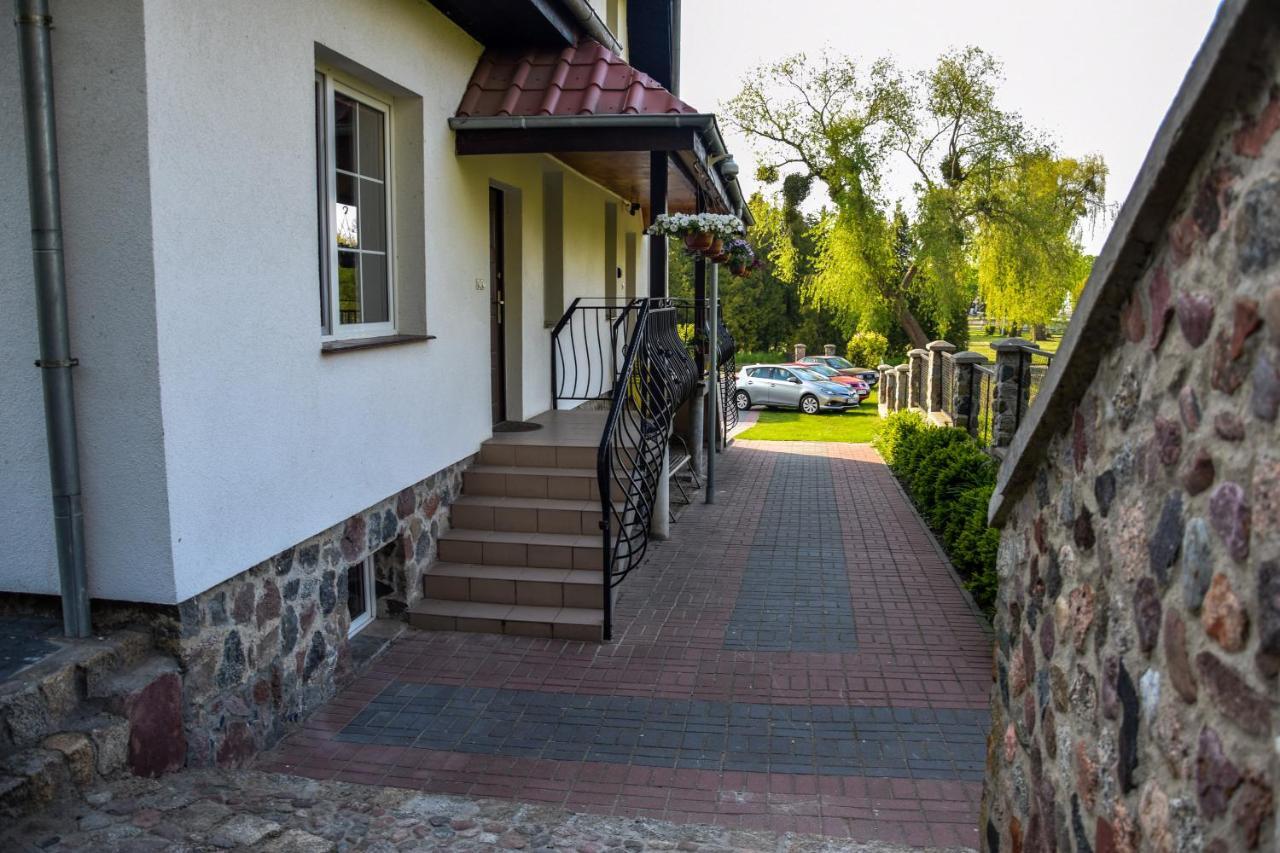 B&B Villa Varmia フロンボルク エクステリア 写真